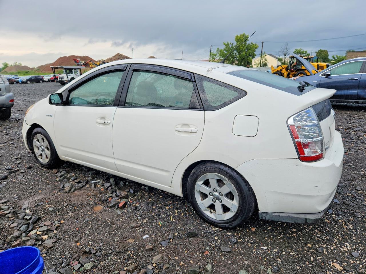 2008 Toyota Prius Base - Image 2