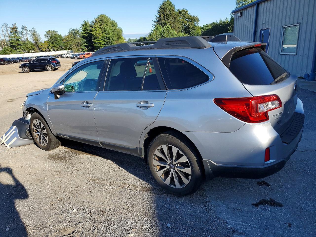 2017 Subaru Outback 2.5I Limited - Image 2