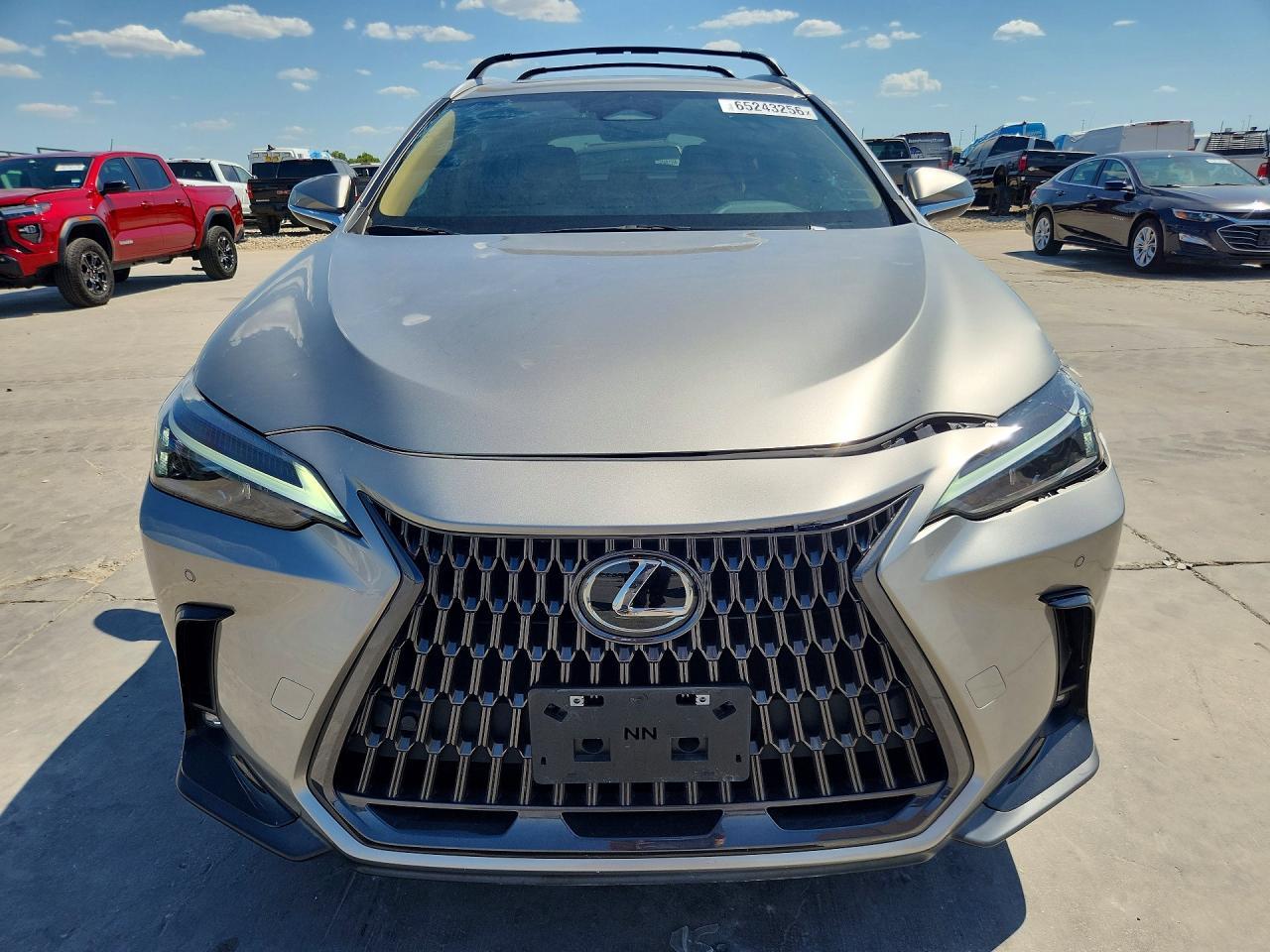 2025 Lexus Nx 250 Premium - Image 5