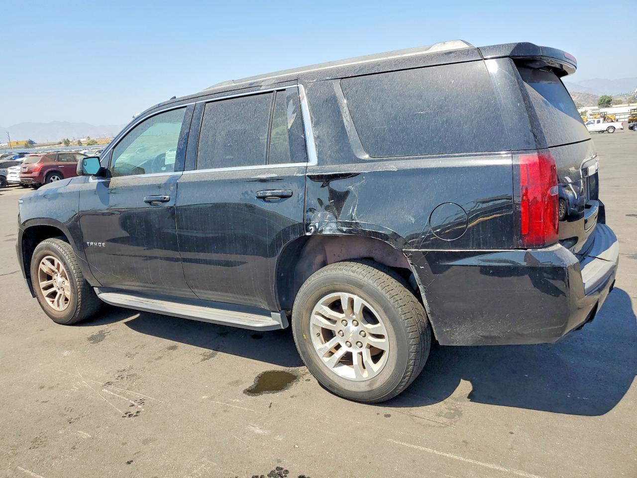 2017 Chevrolet Tahoe C1500 Ls - Image 2