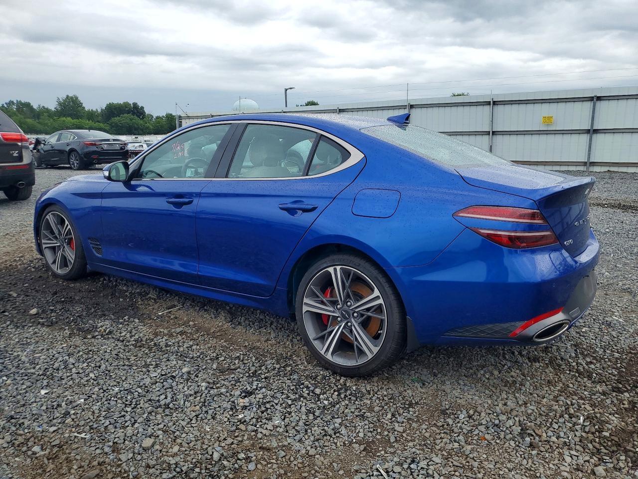 2025 Genesis G70 3.3T Sport Advanced - Фото 2