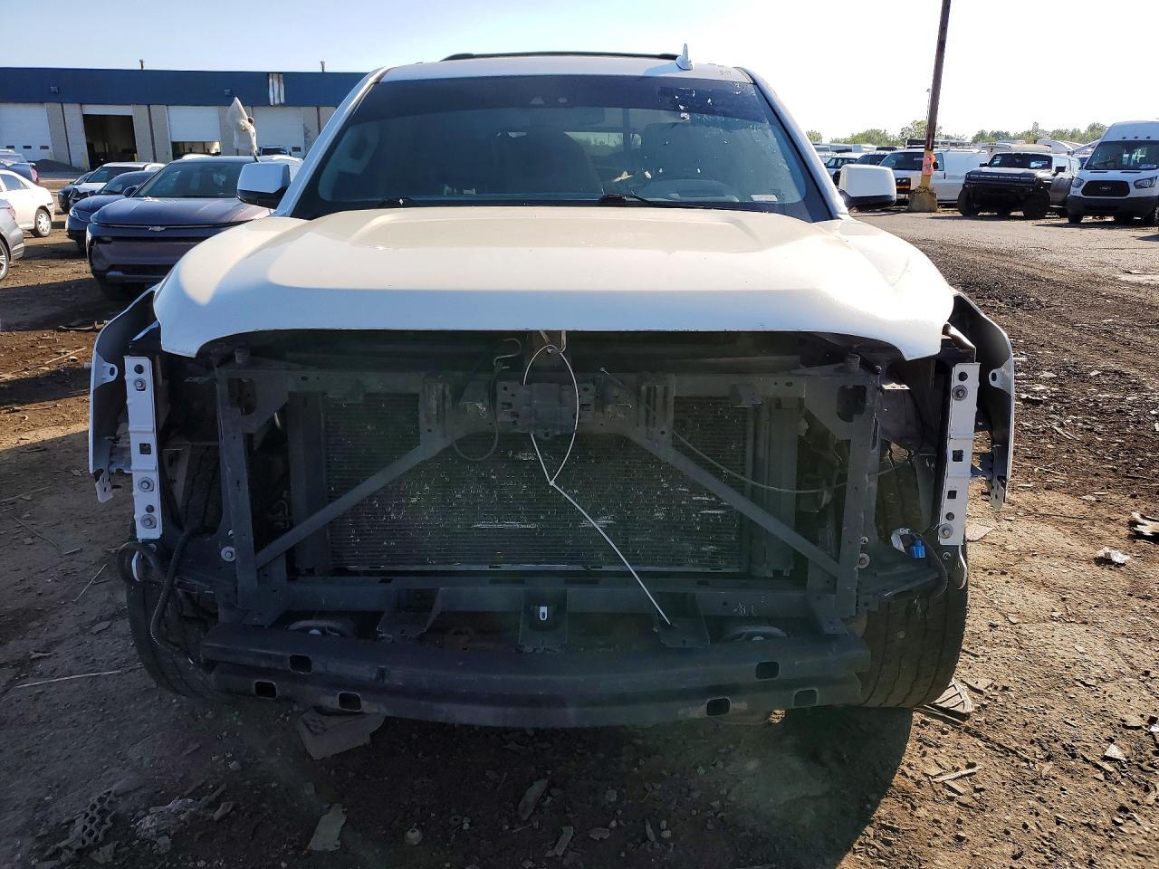 2018 GMC Yukon Xl Denali - Image 5