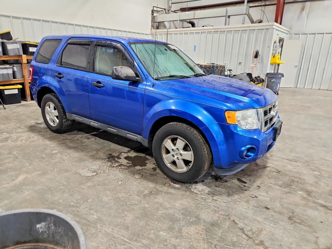2011 Ford Escape Xls - Фото 4