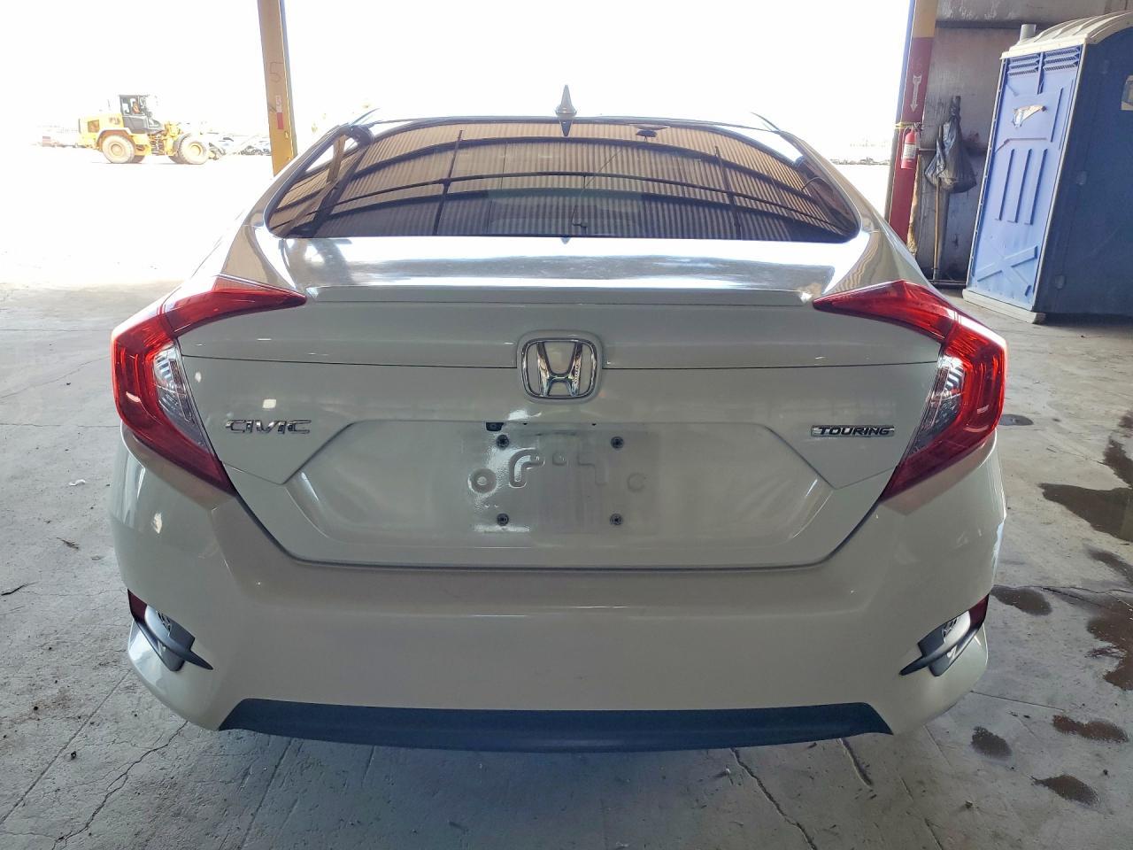 2016 Honda Civic Touring - Фото 6