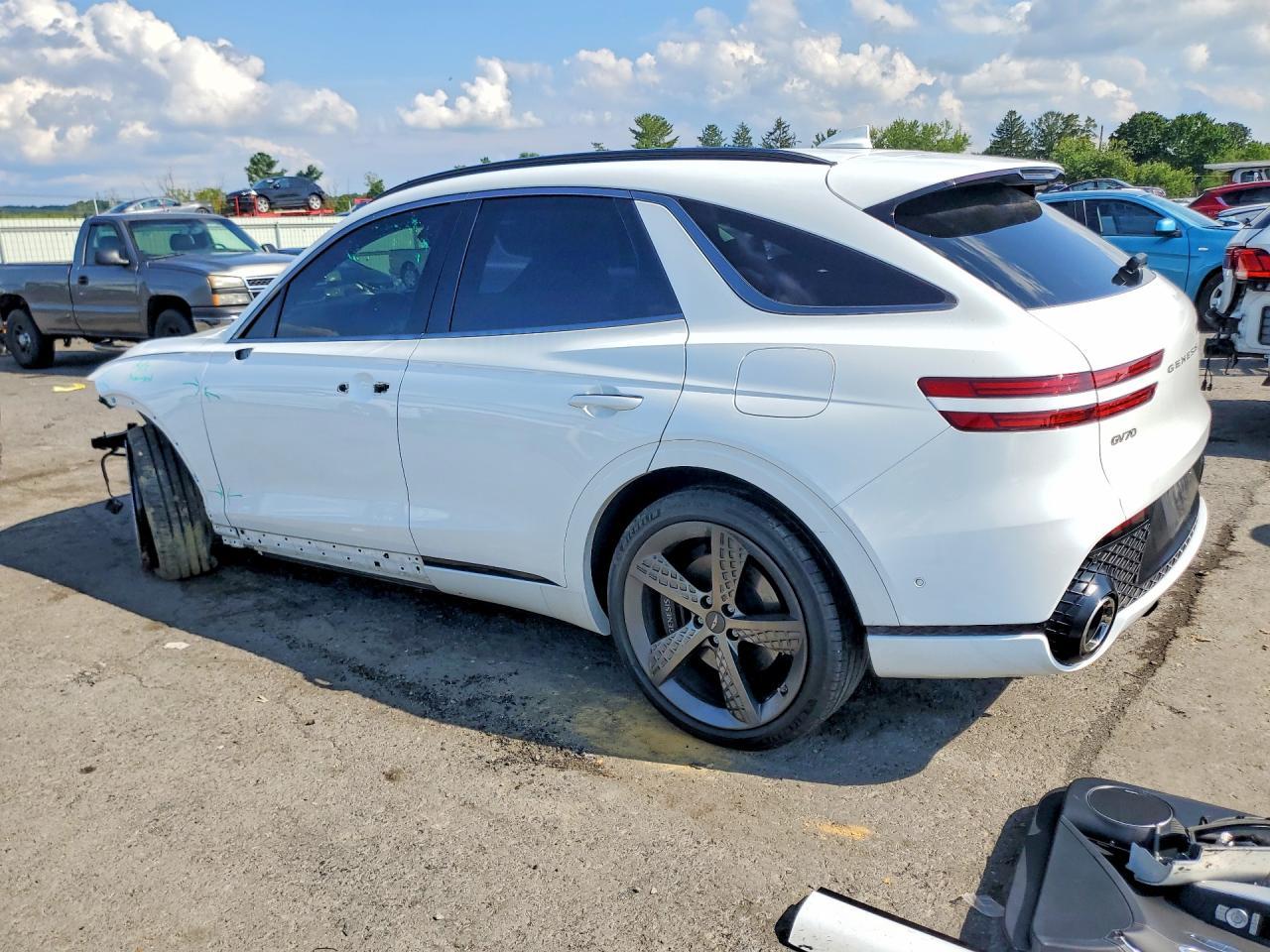 2025 Genesis Gv70 2.5T Standard - Фото 2
