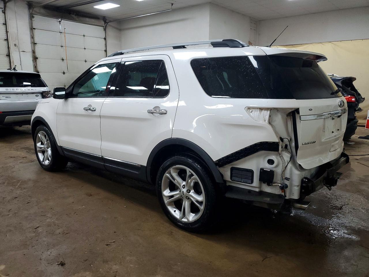 2015 Ford Explorer Limited - Фото 2