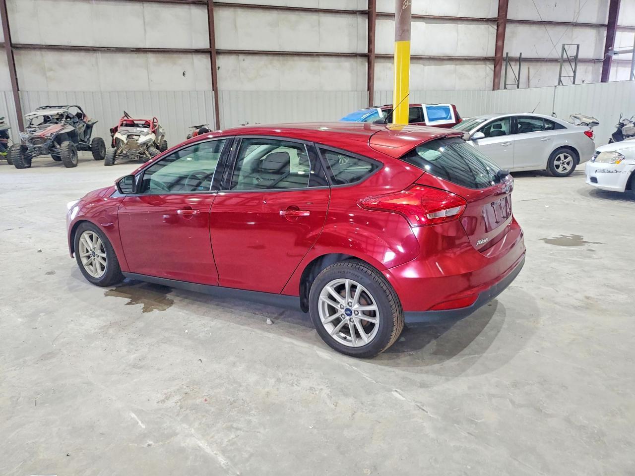 2015 Ford Focus Se - Image 2