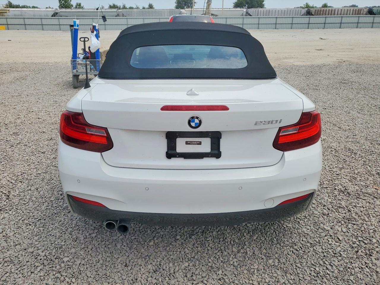 2017 BMW 230I - Фото 6