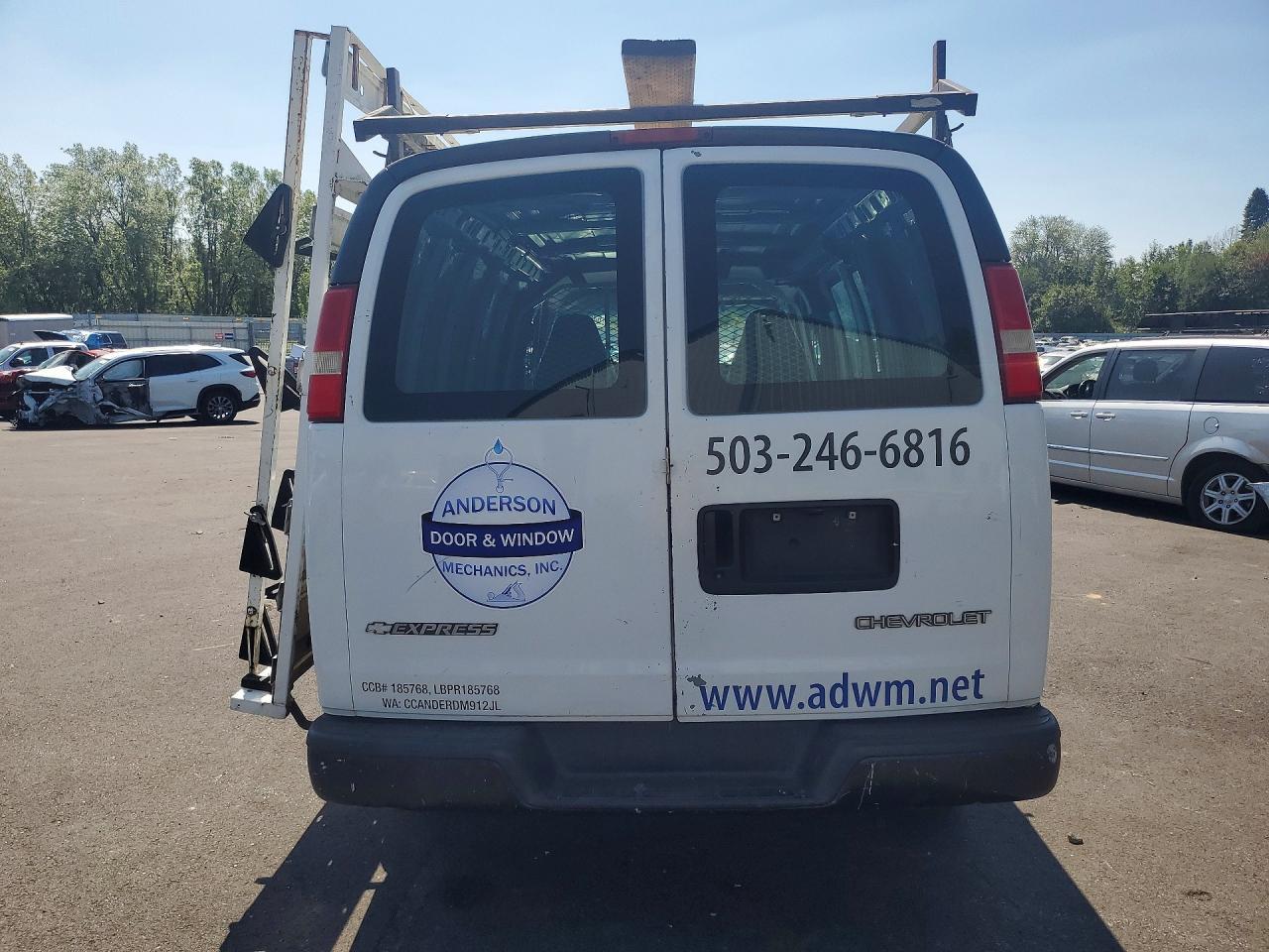 2005 Chevrolet Express 2500 Delivery Van - Image 6
