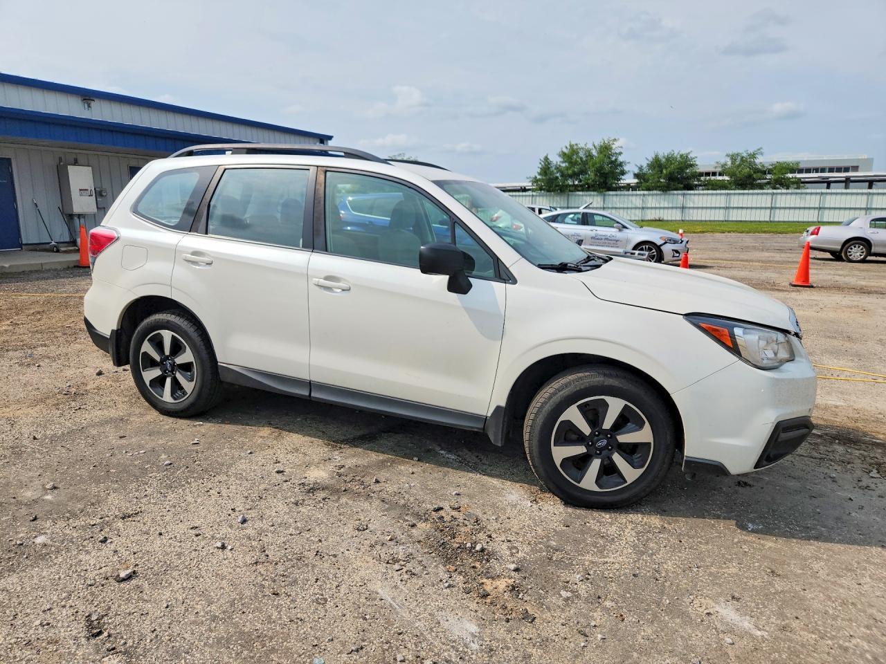 2018 Subaru Forester 2.5I - Image 4