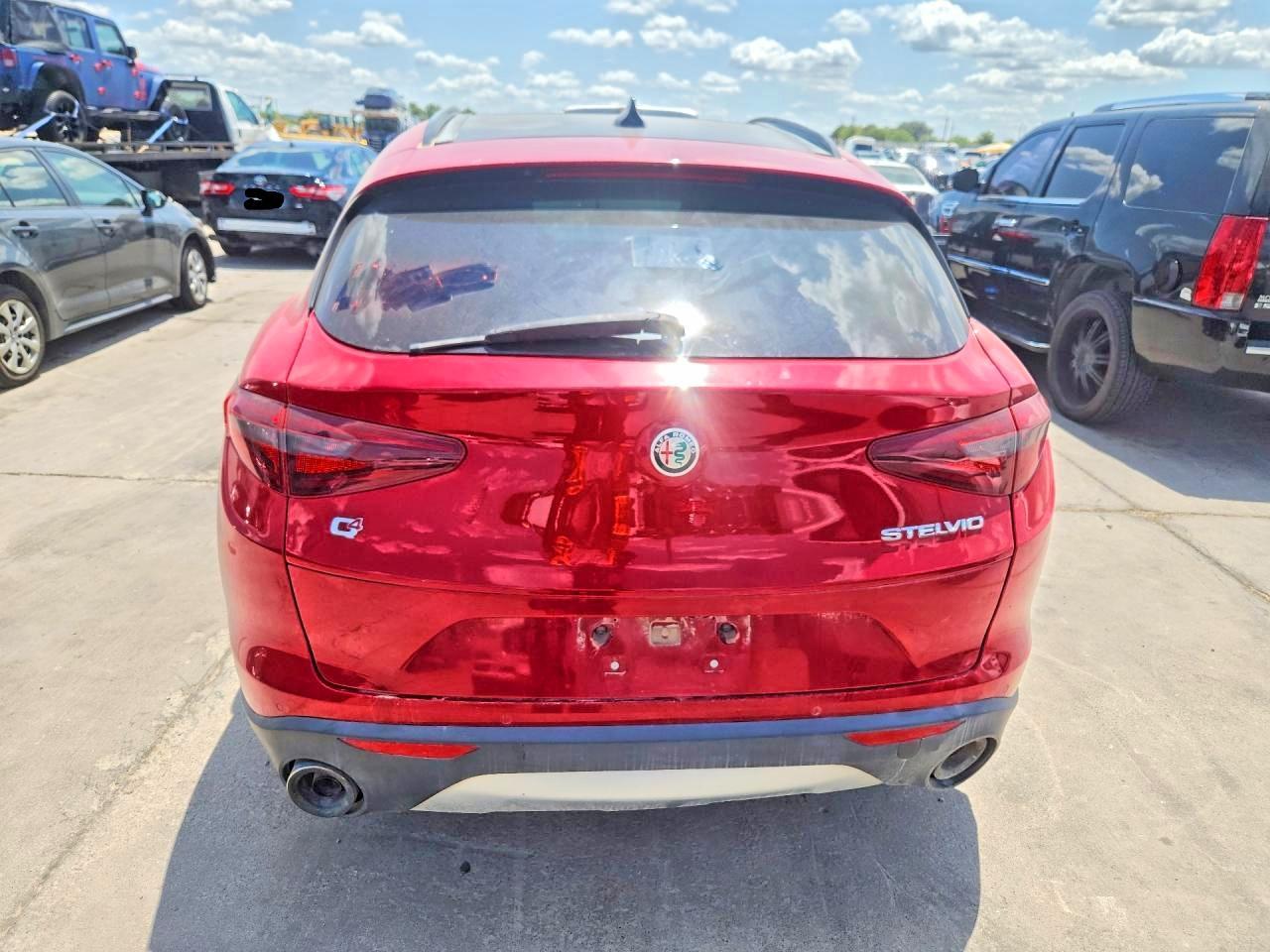 2018 Alfa Romeo Stelvio Sport - Фото 6