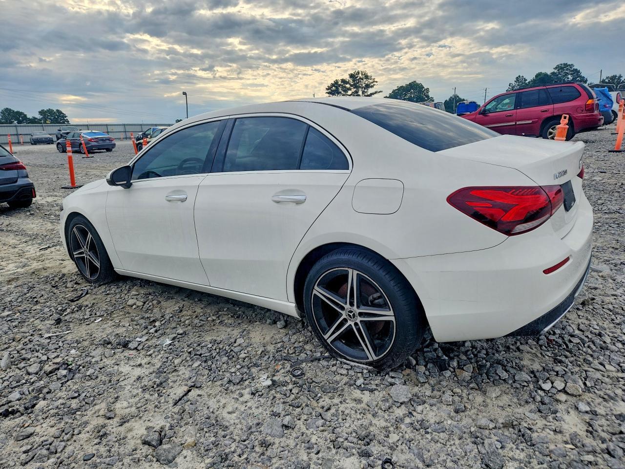 2019 Mercedes-Benz A 220 - Фото 2
