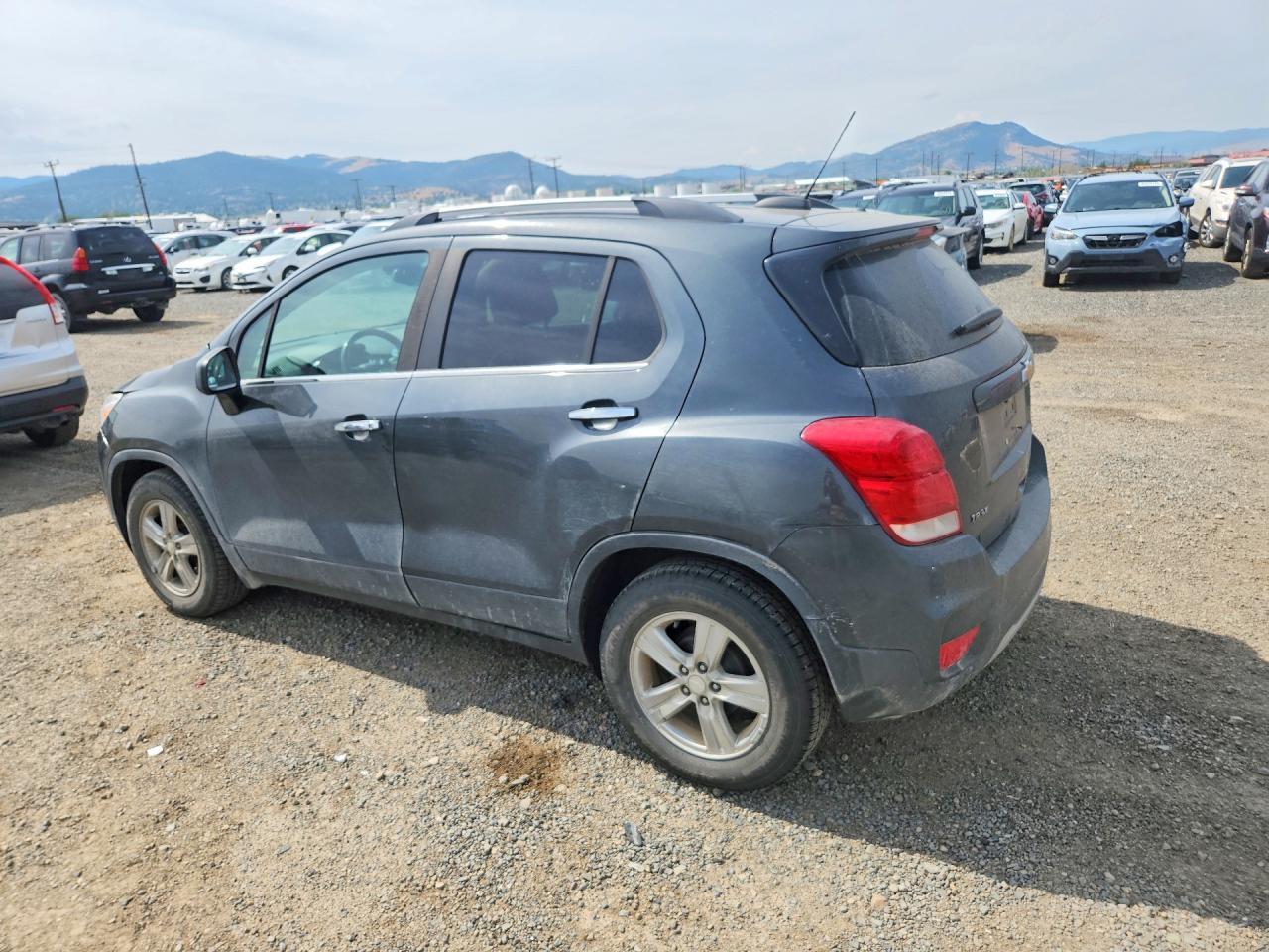 2020 Chevrolet Trax 1Lt - Фото 2