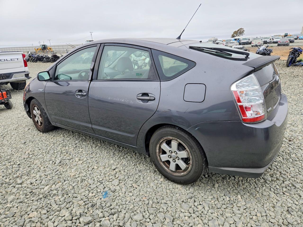 2008 Toyota Prius Base - Фото 2