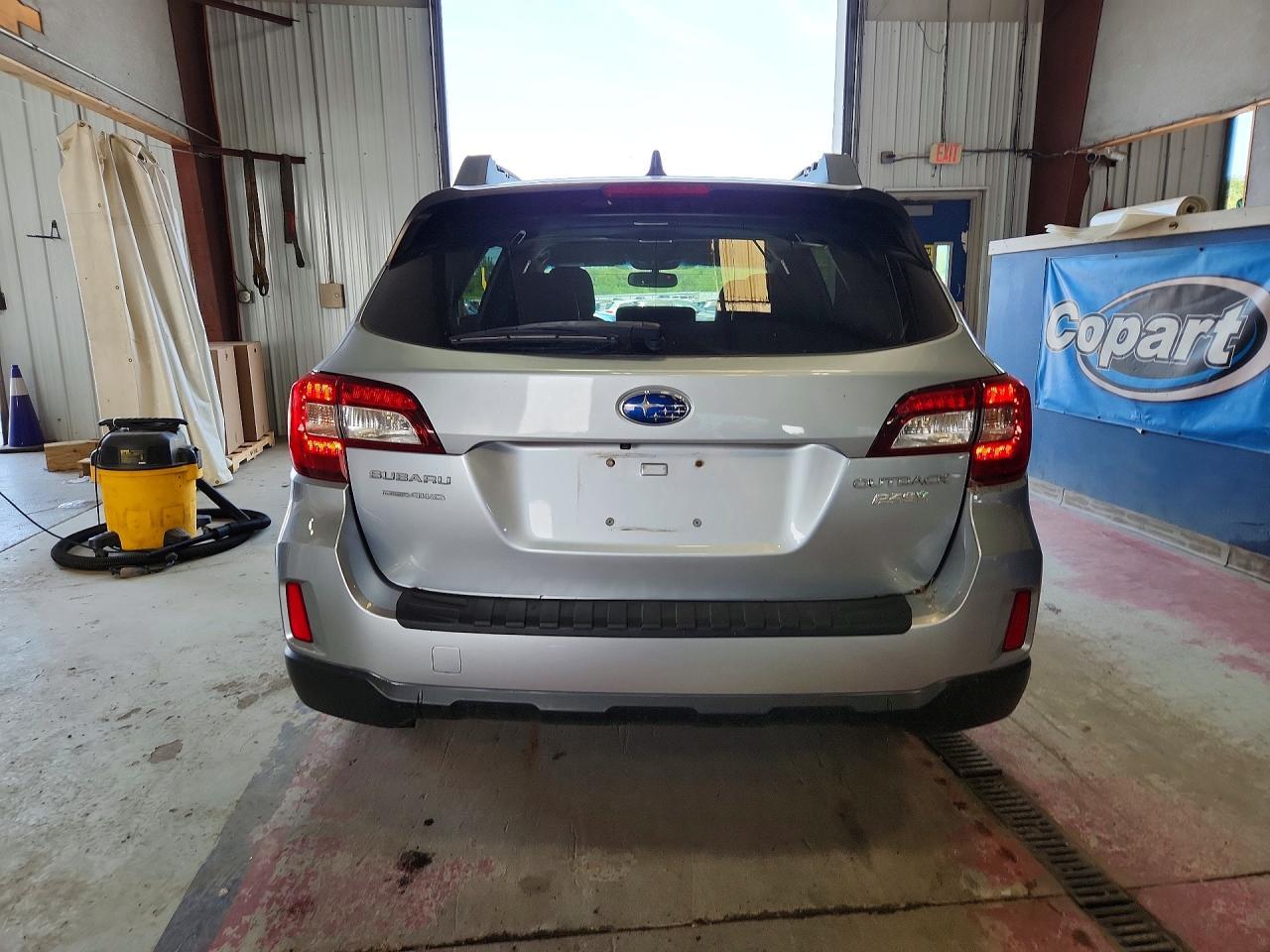 2017 Subaru Outback 2.5I Limited - Image 6
