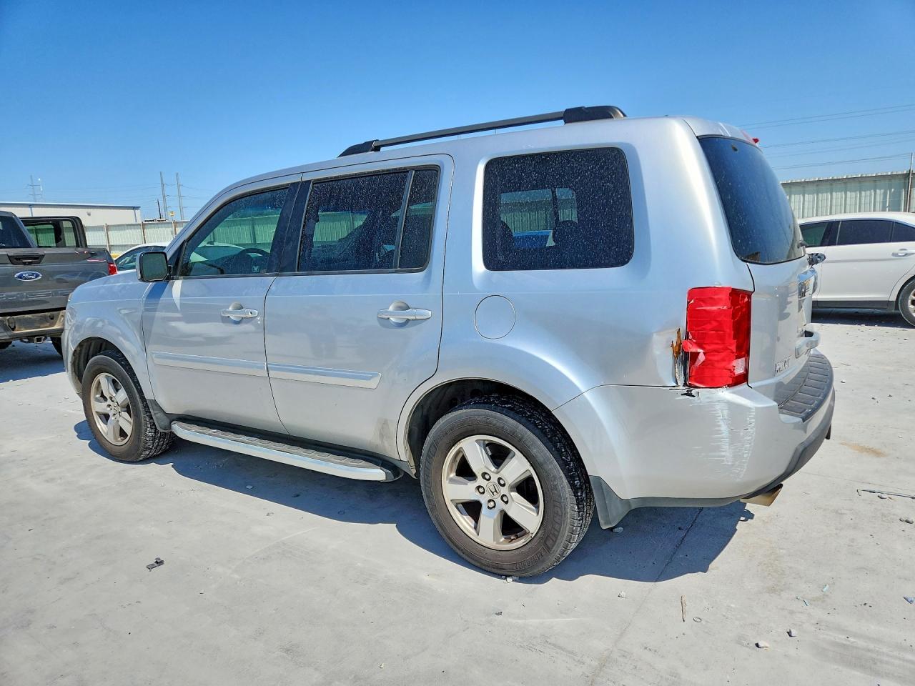 2011 Honda Pilot Exl - Image 2