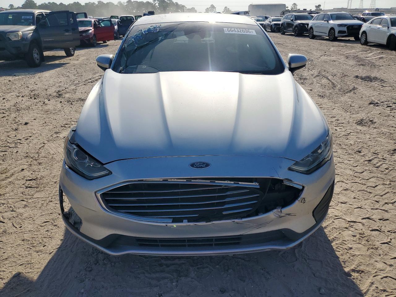 2019 Ford Fusion Se - Фото 5