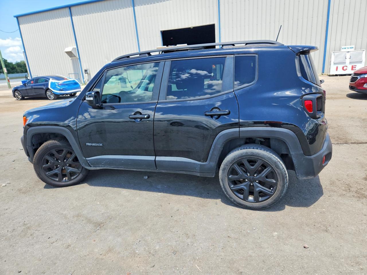 2019 Jeep Renegade Latitude - Фото 2