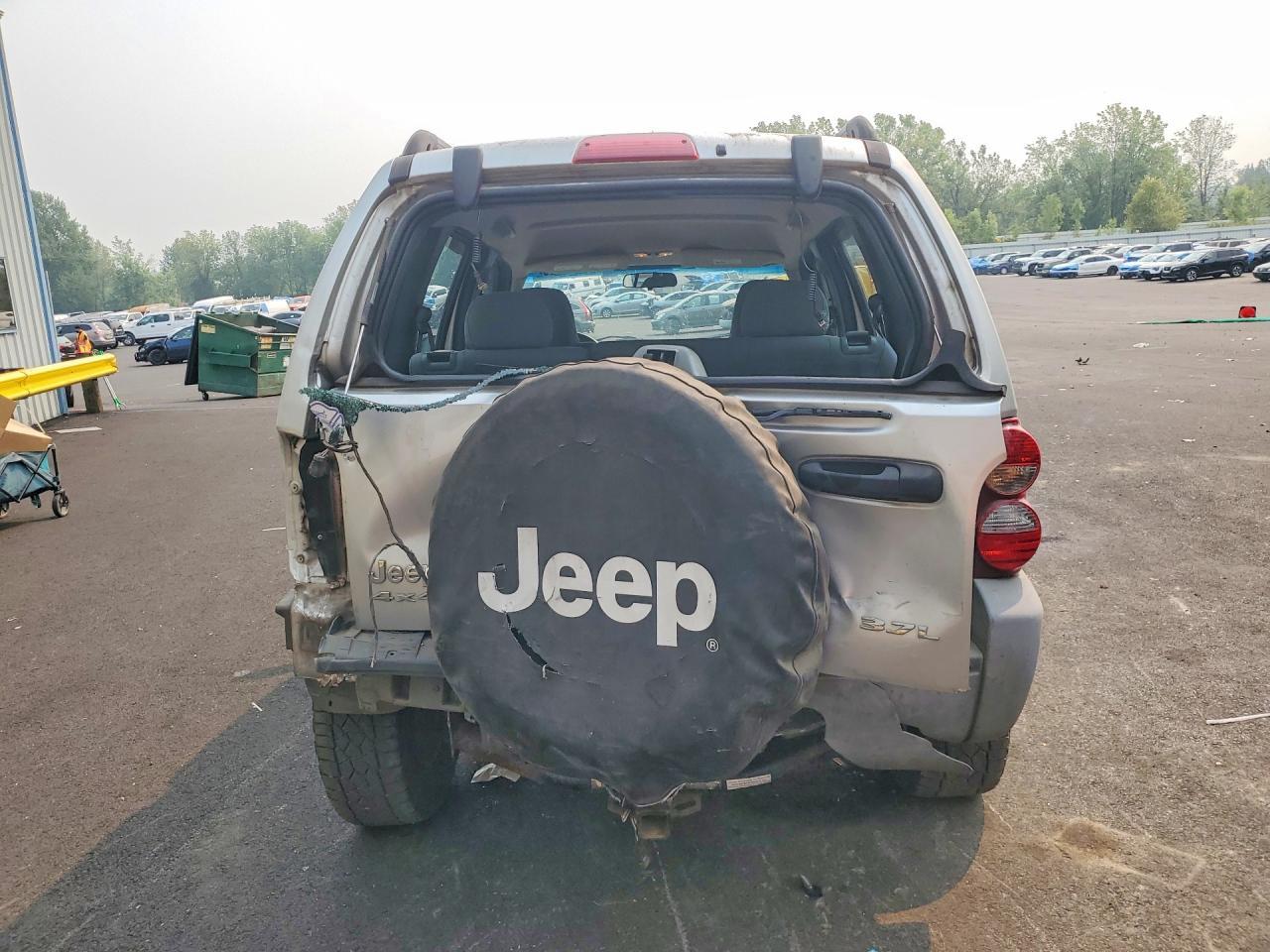 2005 Jeep Liberty Sport - Фото 6