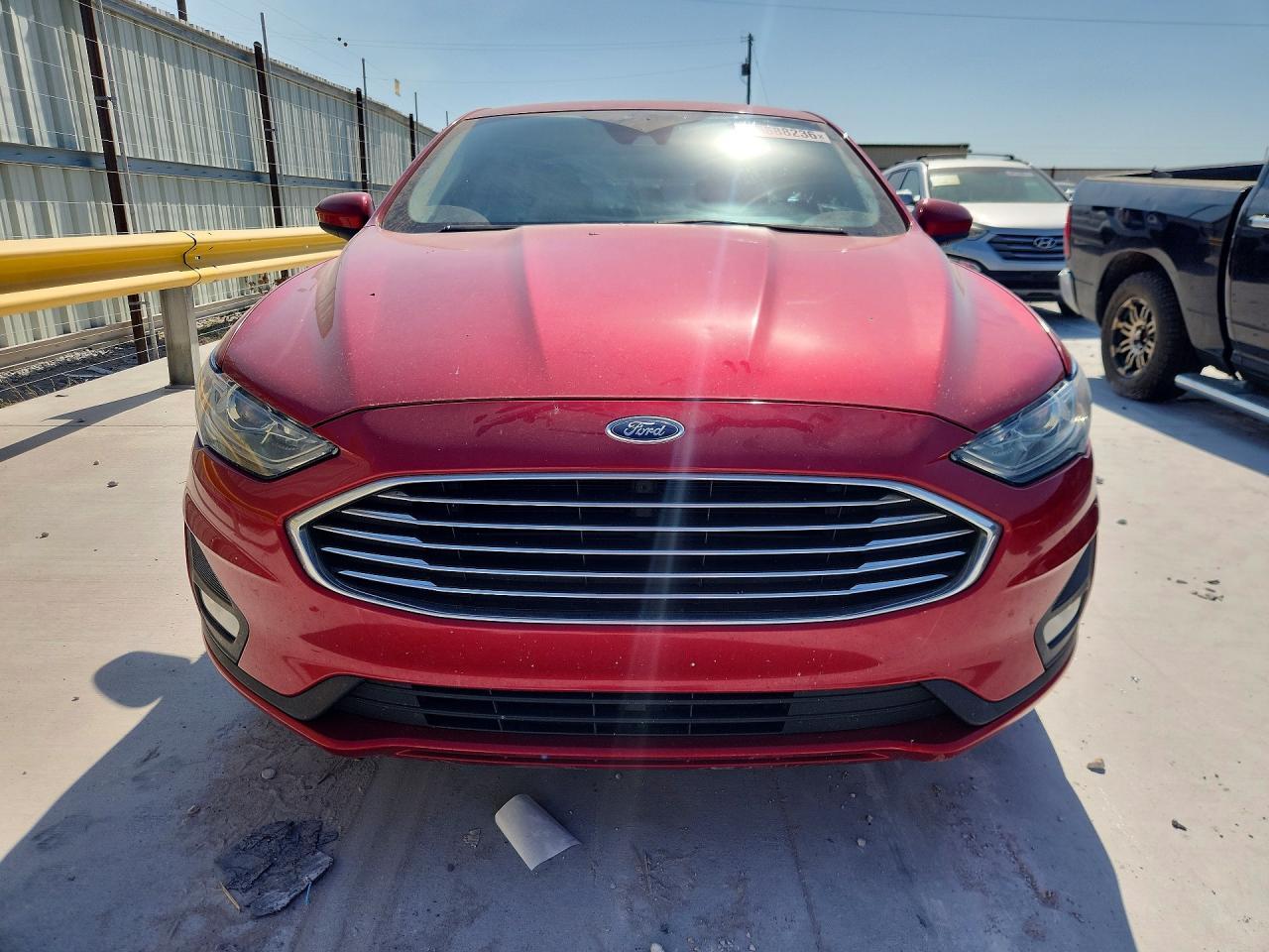2020 Ford Fusion Se - Фото 5