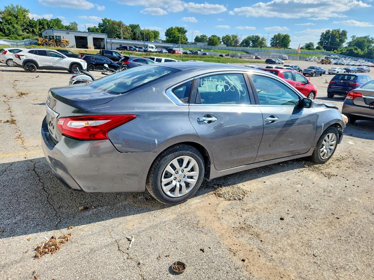 2017 Nissan Altima 2.5 S - Image 3