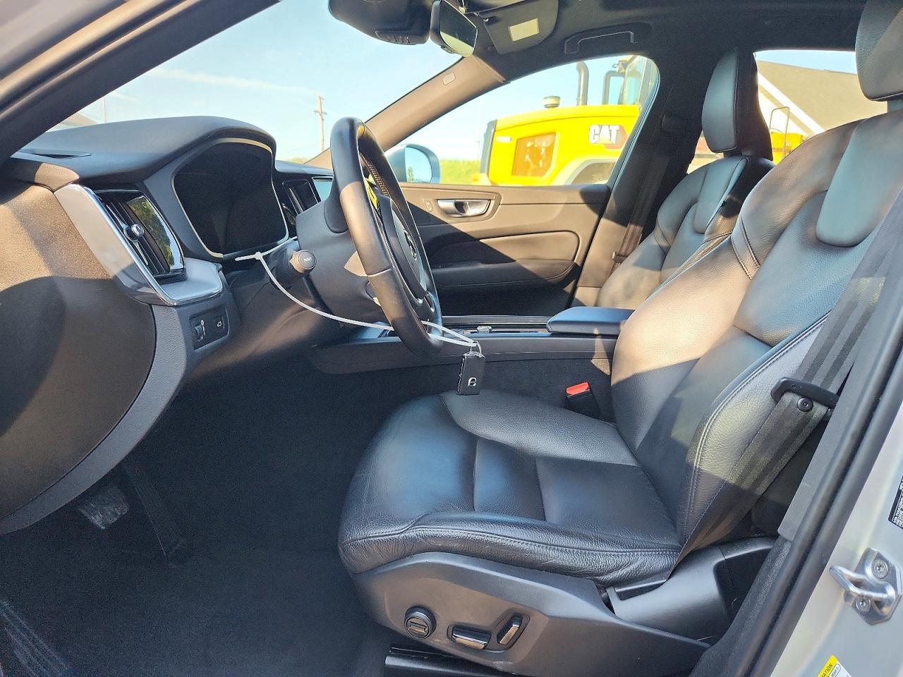 2020 Volvo Xc60 T6 Momentum - Фото 7