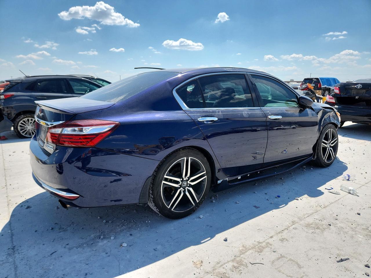 2017 Honda Accord Sport Special Edition - Image 3