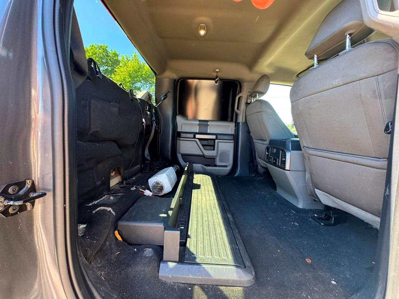 2022 Ford F350 Super Duty - Фото 6