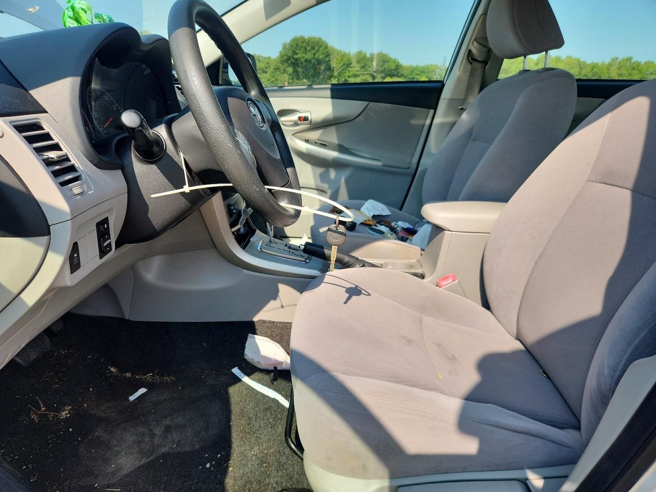 2013 Toyota Corolla Le - Фото 7