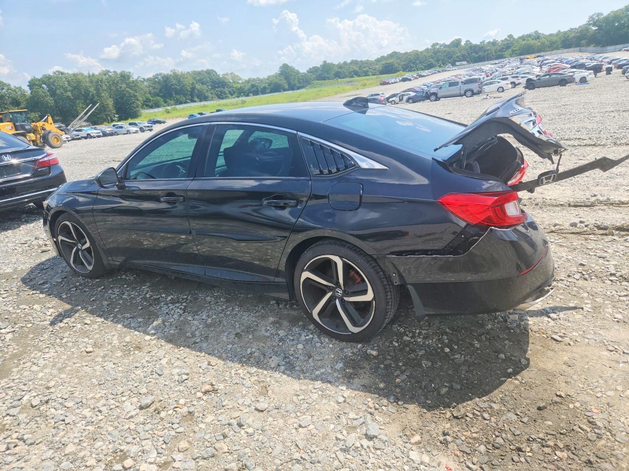 2018 Honda Accord Sport - Фото 2