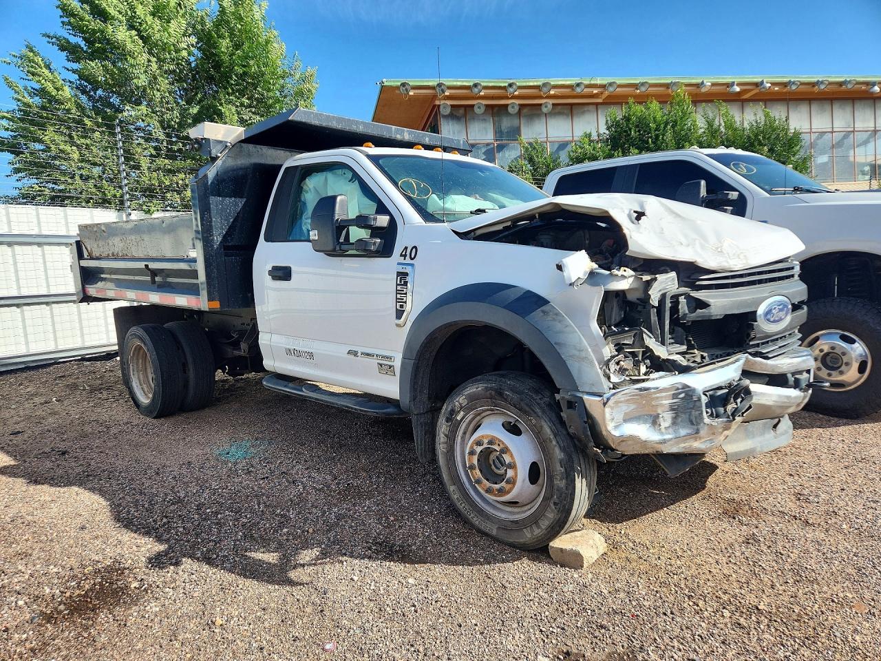 2019 Ford F550 Super Duty Dump Truck - Image 4