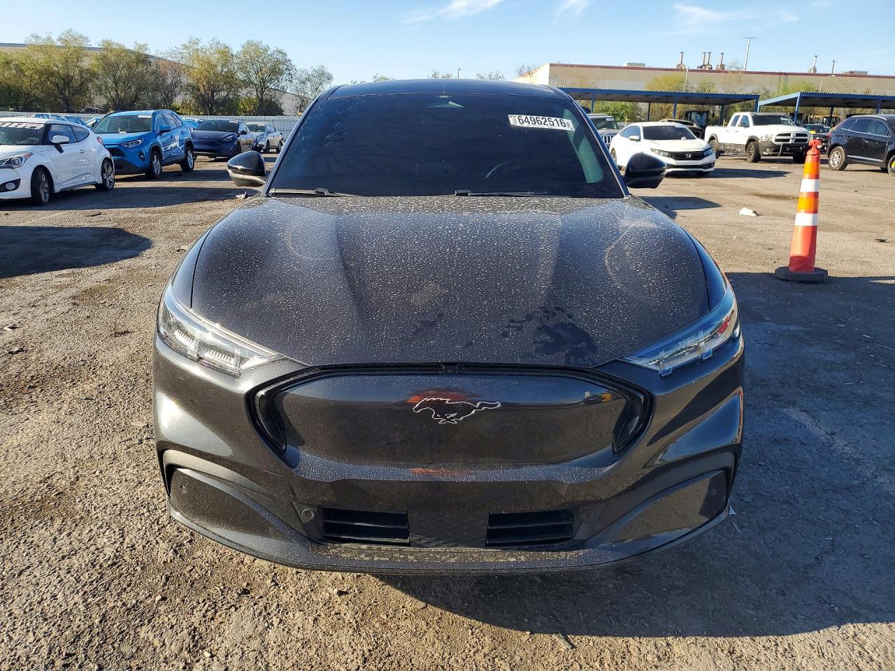 2022 Ford Mustang Mach-E Premium - Фото 5