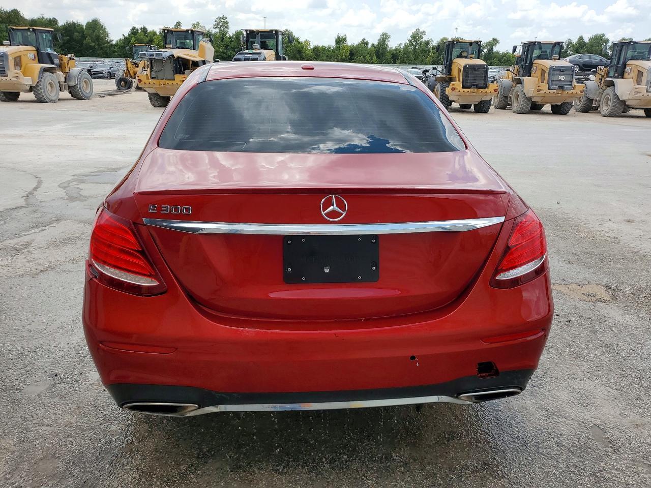 2019 Mercedes-Benz E 300 - Image 6