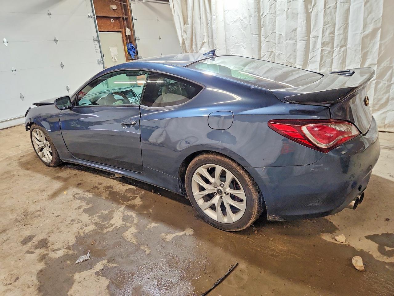 2013 Hyundai Genesis Coupe 2.0T Premium - Фото 2