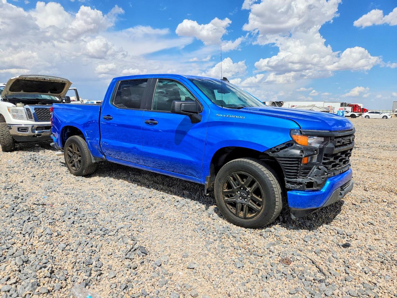 2025 Chevrolet Silverado C1500 Custom - Image 4