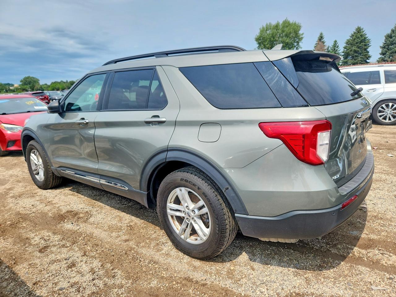 2020 Ford Explorer Xlt - Image 2