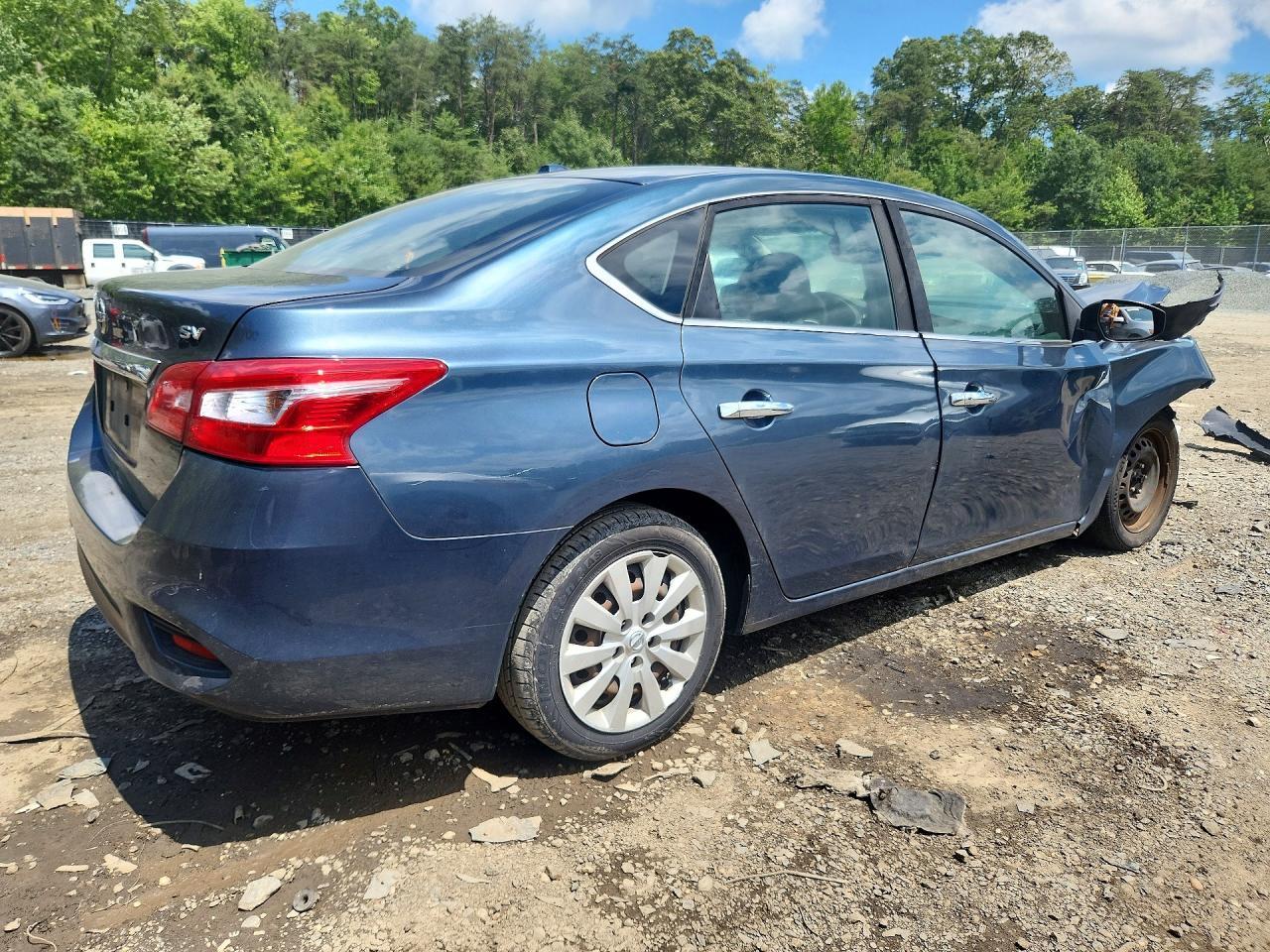 2017 Nissan Sentra Sv - Фото 3
