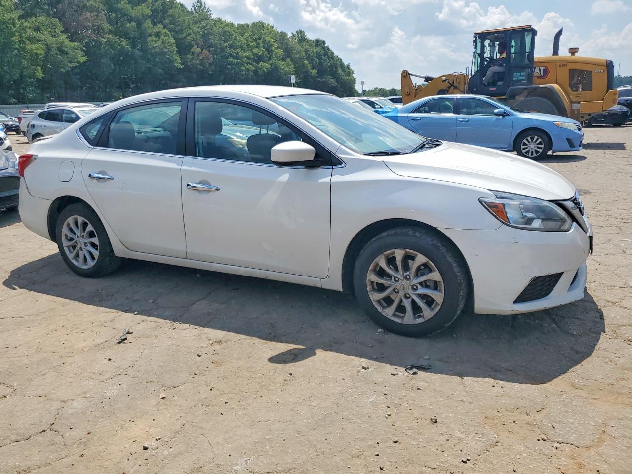 2018 Nissan Sentra Sv - Фото 4
