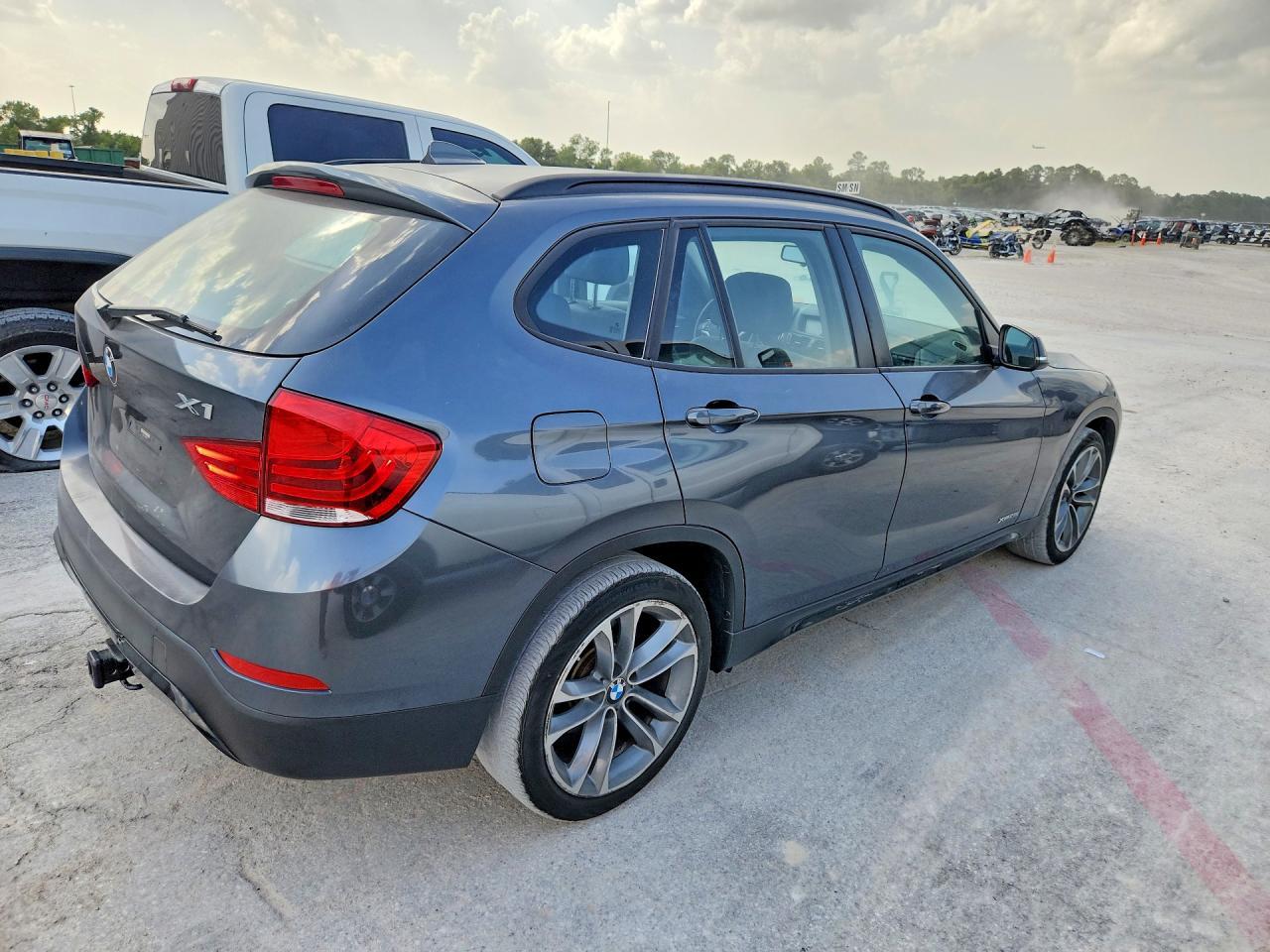 2014 BMW X1 xDrive28I - Image 3