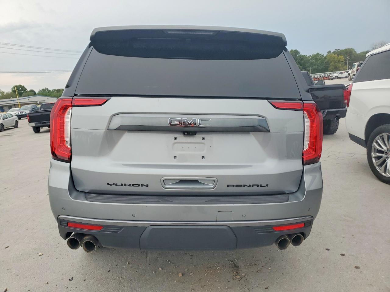 2023 GMC Yukon Denali Ultimate - Image 6