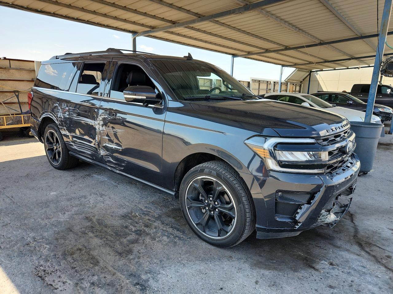 2022 Ford Expedition Max Limited - Image 4