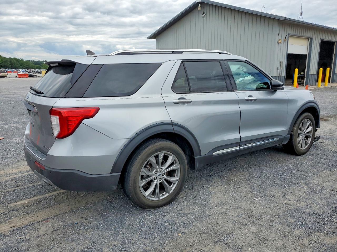 2023 Ford Explorer Limited - Фото 3