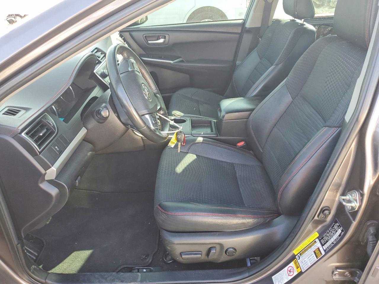 2015 Toyota Camry Se - Image 7