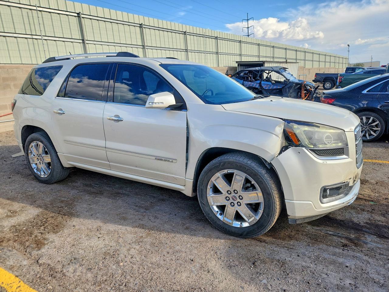 2015 GMC Acadia Denali - Фото 4