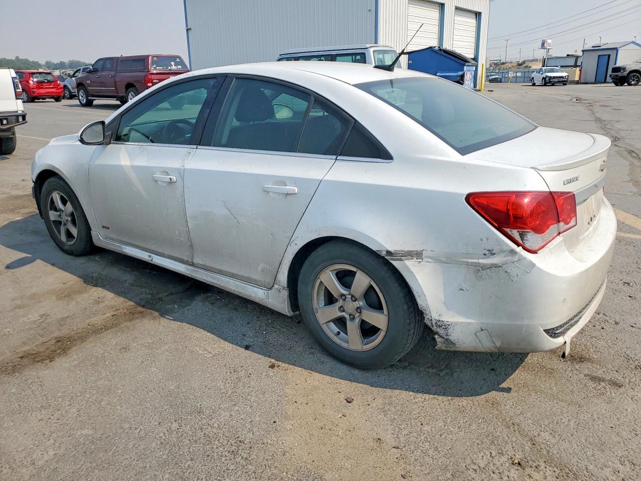 2013 Chevrolet Cruze - Фото 2