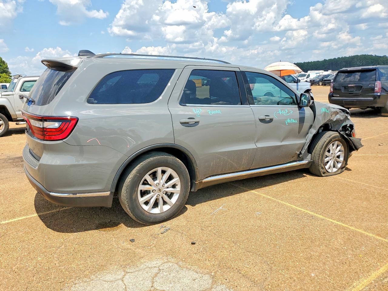 2023 Dodge Durango Sxt - Фото 3