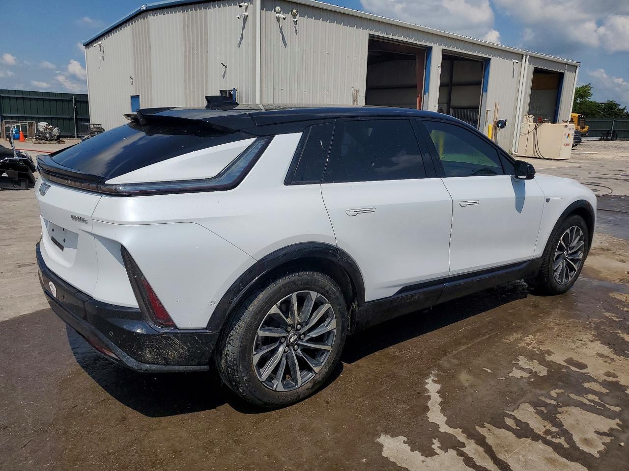 2026 Cadillac Lyriq Sport - Image 3