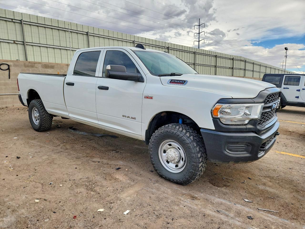2022 Ram 2500 Tradesman - Фото 4