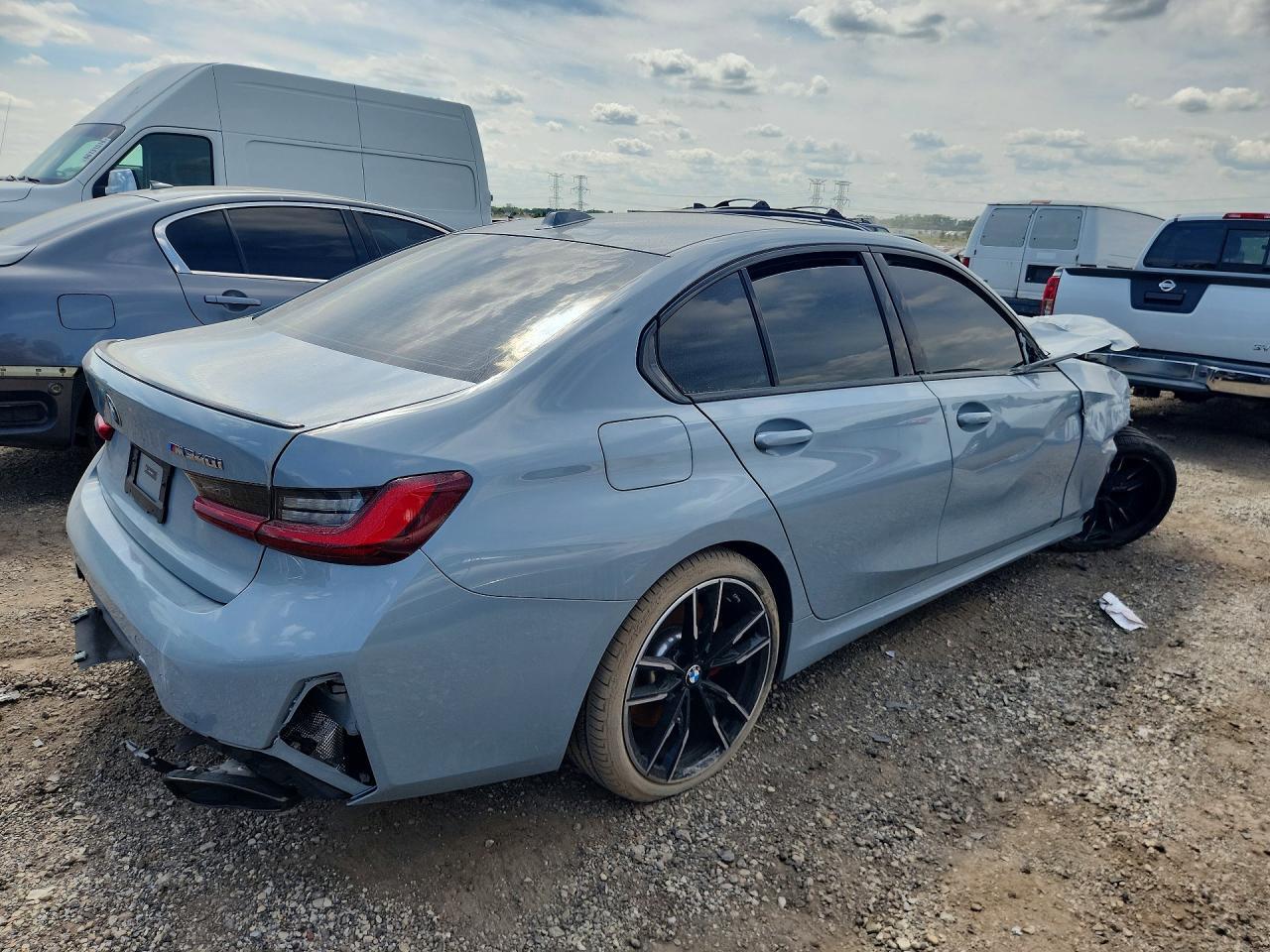 2024 BMW M340Xi - Фото 3