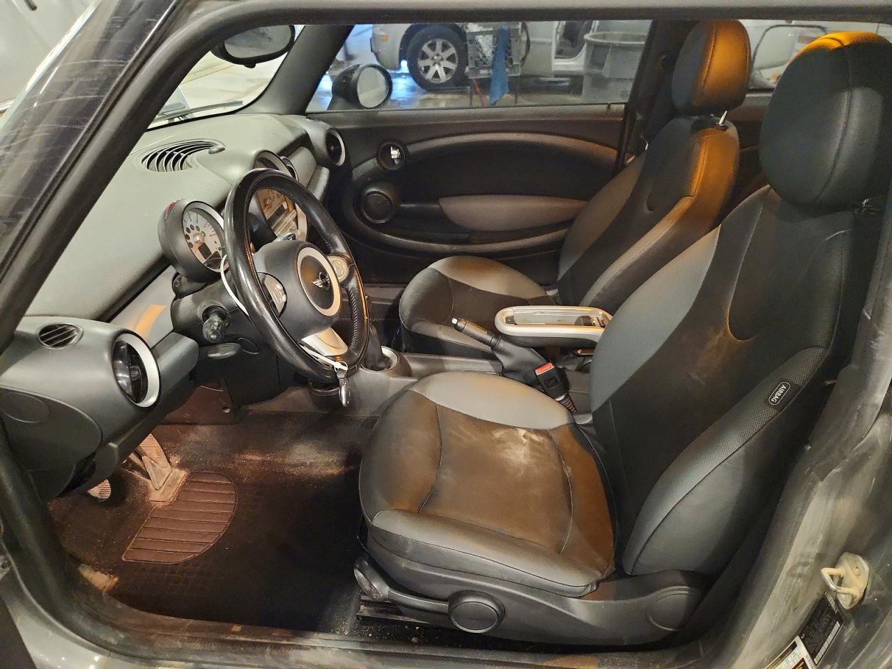 2010 Mini Cooper - Фото 7